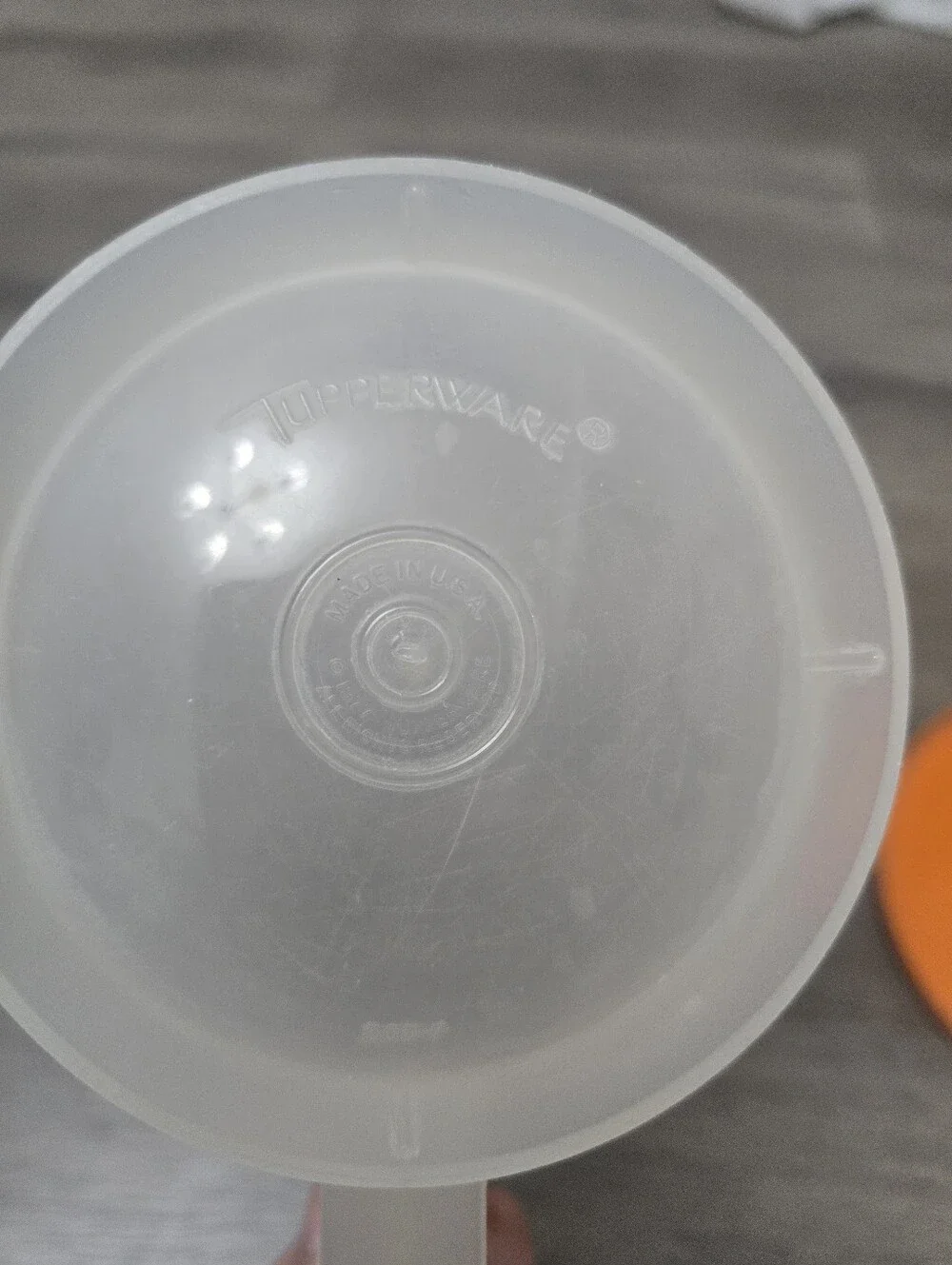 Tupperware Vintage 8 Cup Mix-N-Store Measuring Pitcher